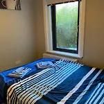 Avonbeg 2 Bed 1 Bath Accommodate 3 Guests