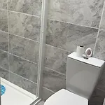 Avonbeg 2 Bed 1 Bath Accommodate 3 Guests *