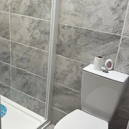 Avonbeg 2 Bed 1 Bath Accommodate 3 Guests *