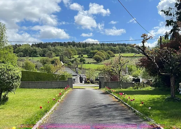 Avonbeg 2 Bed 1 Bath Accommodate 3 Guests Apartment