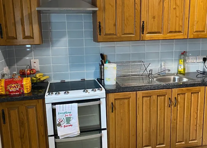 Avonbeg 2 Bed 1 Bath Accommodate 3 Guests 아파트 *