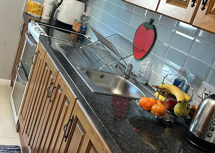 Avonbeg 2 Bed 1 Bath Accommodate 3 Guests Apartment *